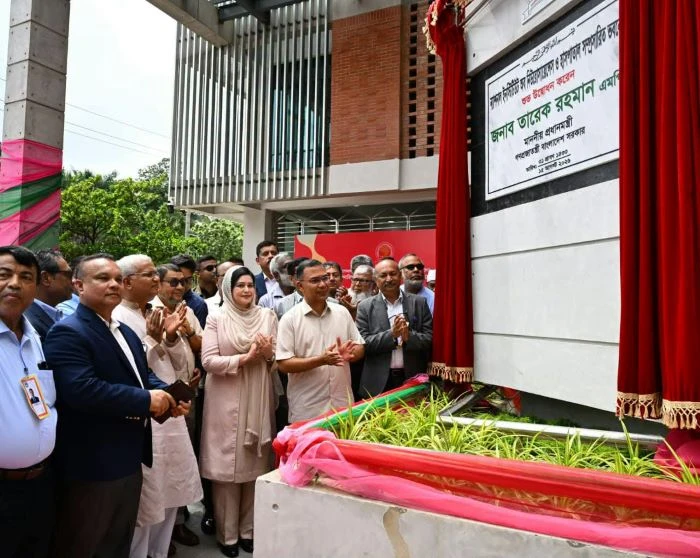 চিকিৎসার জন্য বিদেশ নয়, দেশেই বিশ্বমানের স্বাস্থ্যসেবা: প্রধানমন্ত্রী